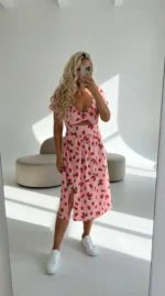 Vasarinės suknelės trumpomis rankovemis