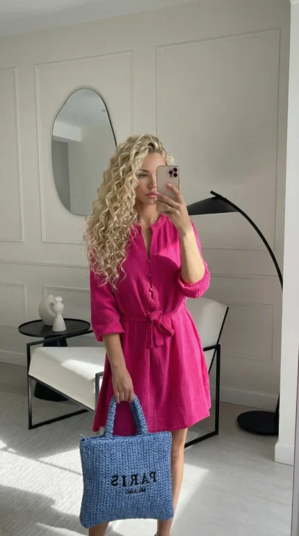 muslino suknelė ryskiai rozines spalvos