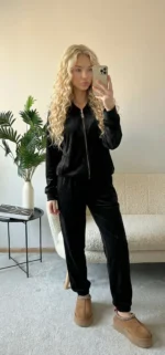 veliuriniai treningai moterims