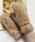 Moteriškos pirštinės