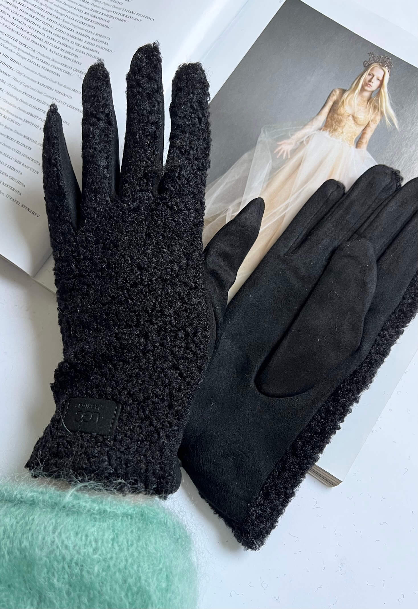 juodos spalvos moteriškos pirštinės žiemai juodos spalvos moteriškos pirštinės žiemai