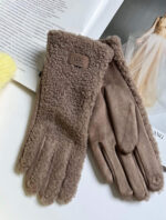 moteriškos pirštinės kakavos spalvos pirstuotos