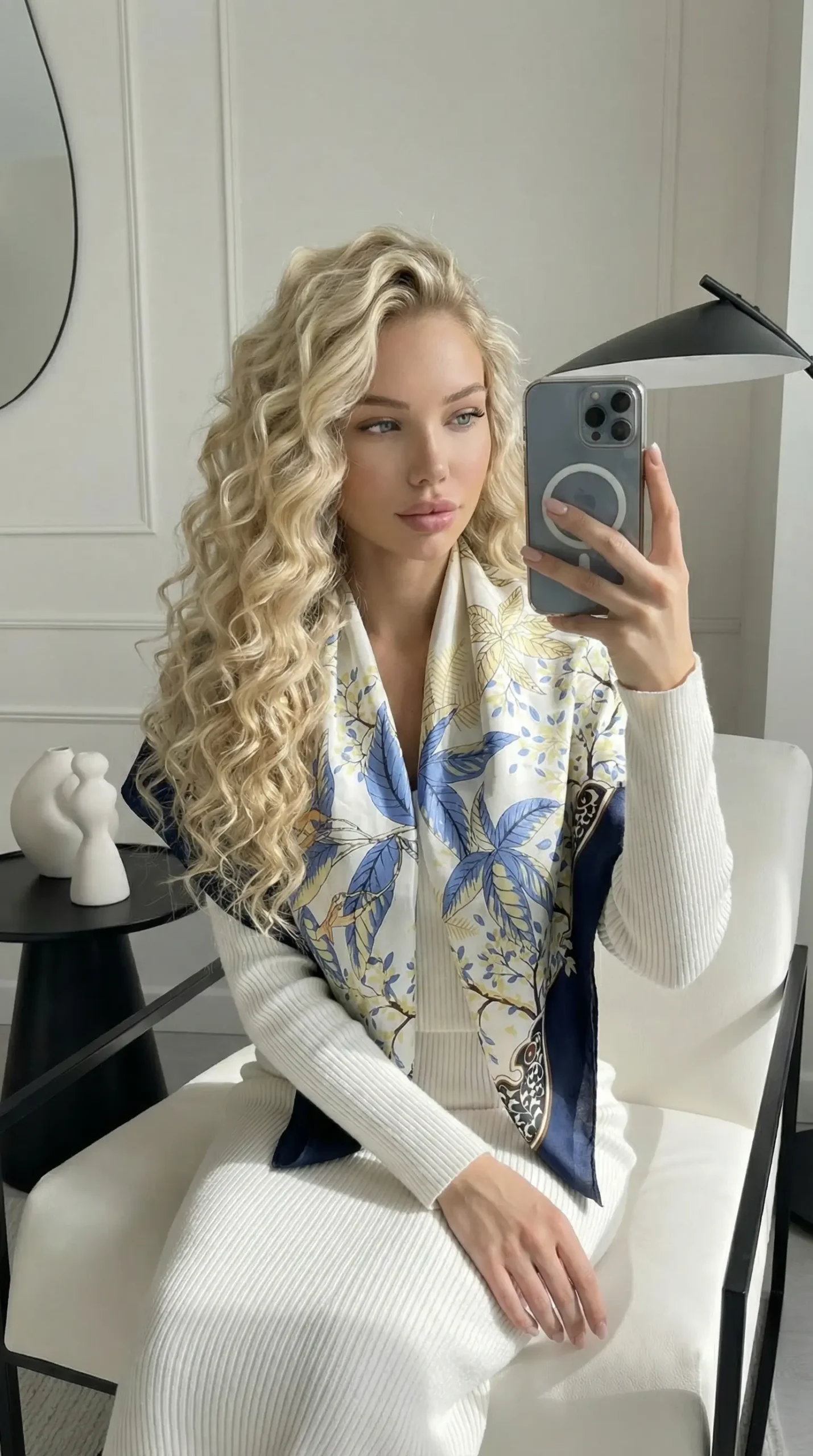 skarelė ant kaklo skarelė ant kaklo