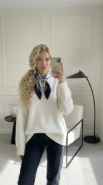 skarelė ant kaklo melyna