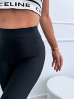 tamprės moterims juoda spalva