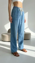 platūs džinsai moterims. wid leg modelio