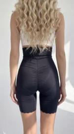 Liekninantys korsetai aukštu liemeniu — Juodos spalvos