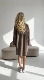 pilka muslino suknelė