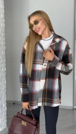 oversize languoti marškiniai moterims